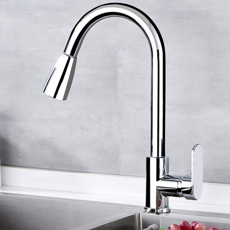 Stylish Deck Mounted Bathroom Faucet with Single Handle Design