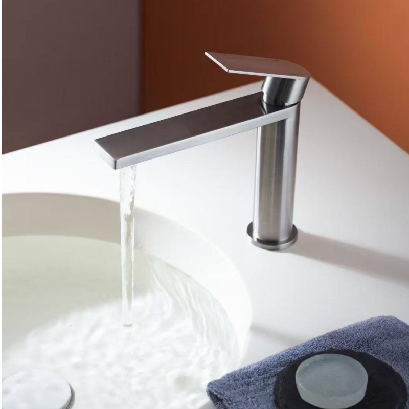 Modern Single Handle Design Brass Bathroom Basin Faucet