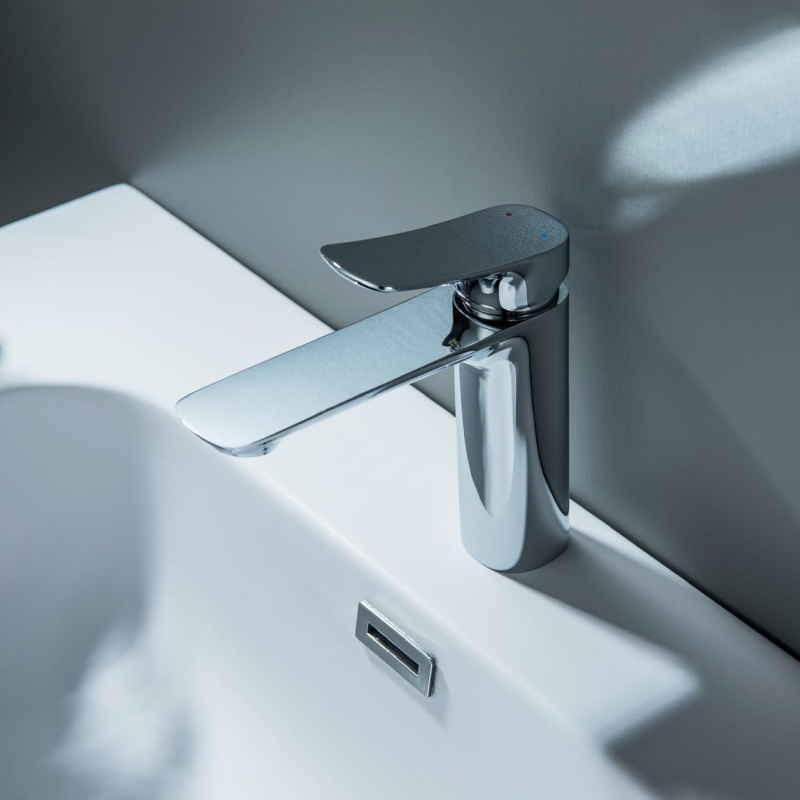 Modern Single Handle Design Brass Bathroom Basin Faucet