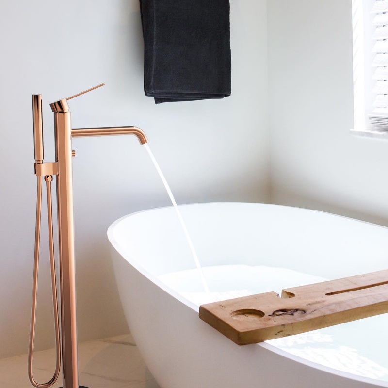 Floor Standing Antique Brass Bathtub Faucet